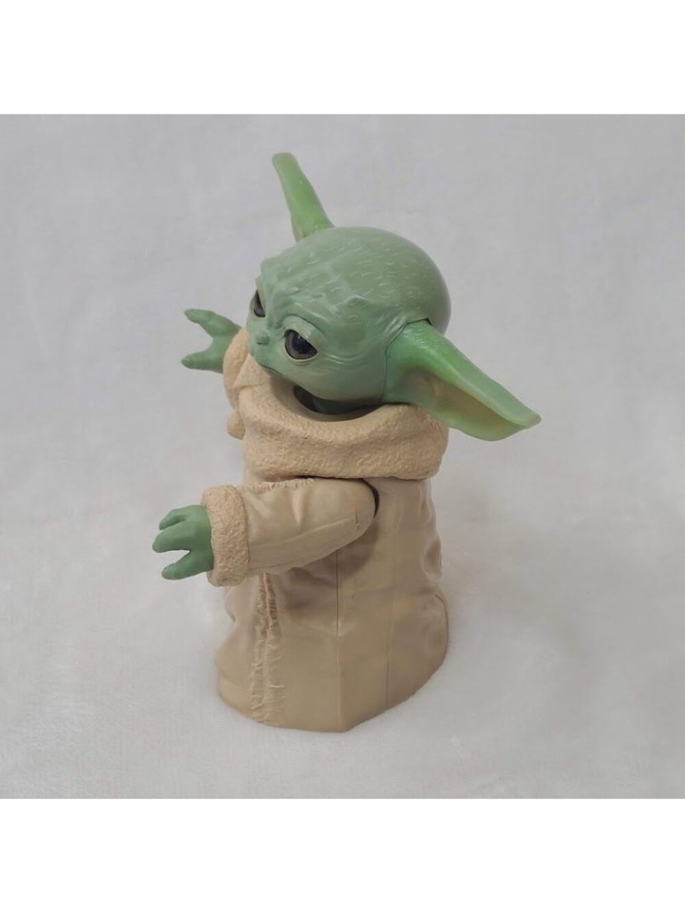 Hasbro Star Wars Grogu Baby Yoda The Child 6.5" Mandalorian Figure - Picture 5 of 8